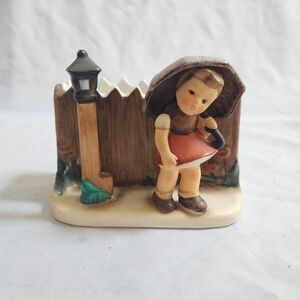 Vintage Napco April Showers Girl Figurine Planter